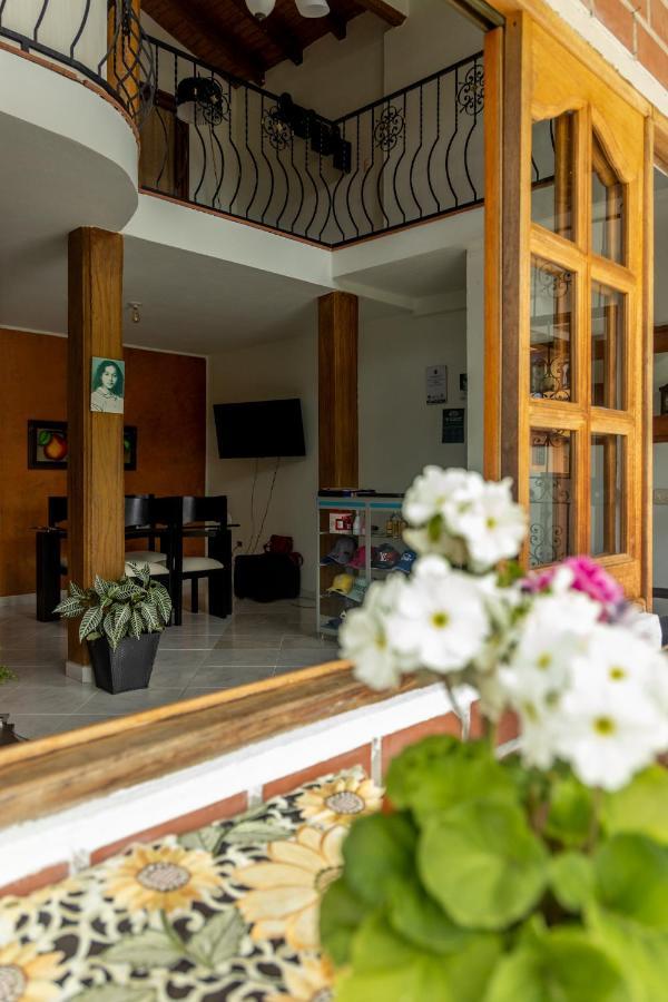 Casa Pastora Coworking Bed and Breakfast Guatapé Exterior foto