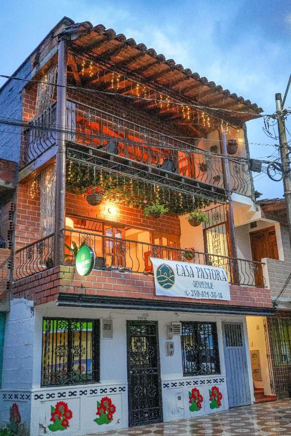 Casa Pastora Coworking Bed and Breakfast Guatapé Exterior foto