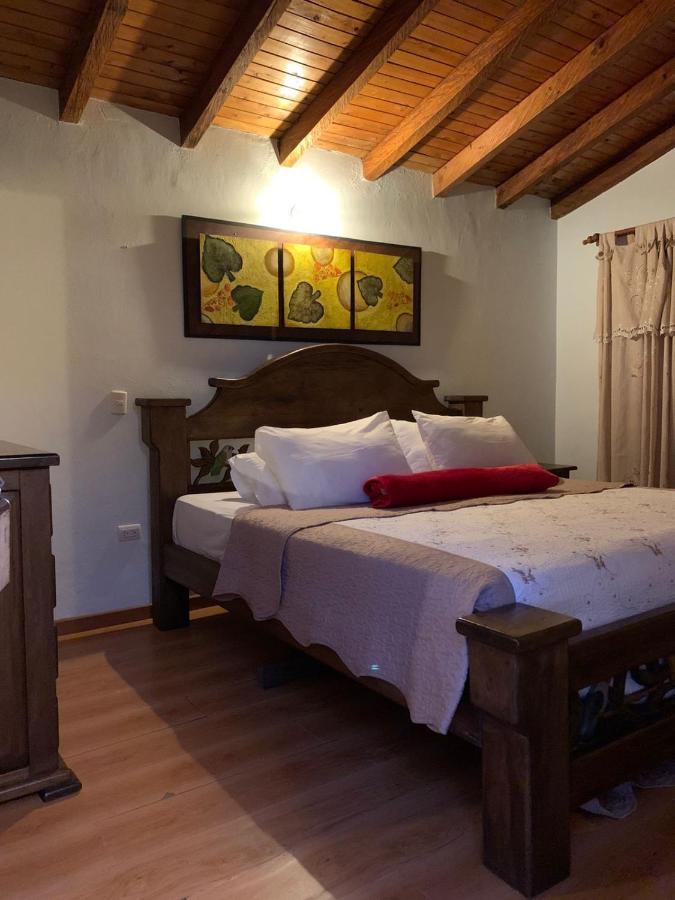 Casa Pastora Coworking Bed and Breakfast Guatapé Exterior foto